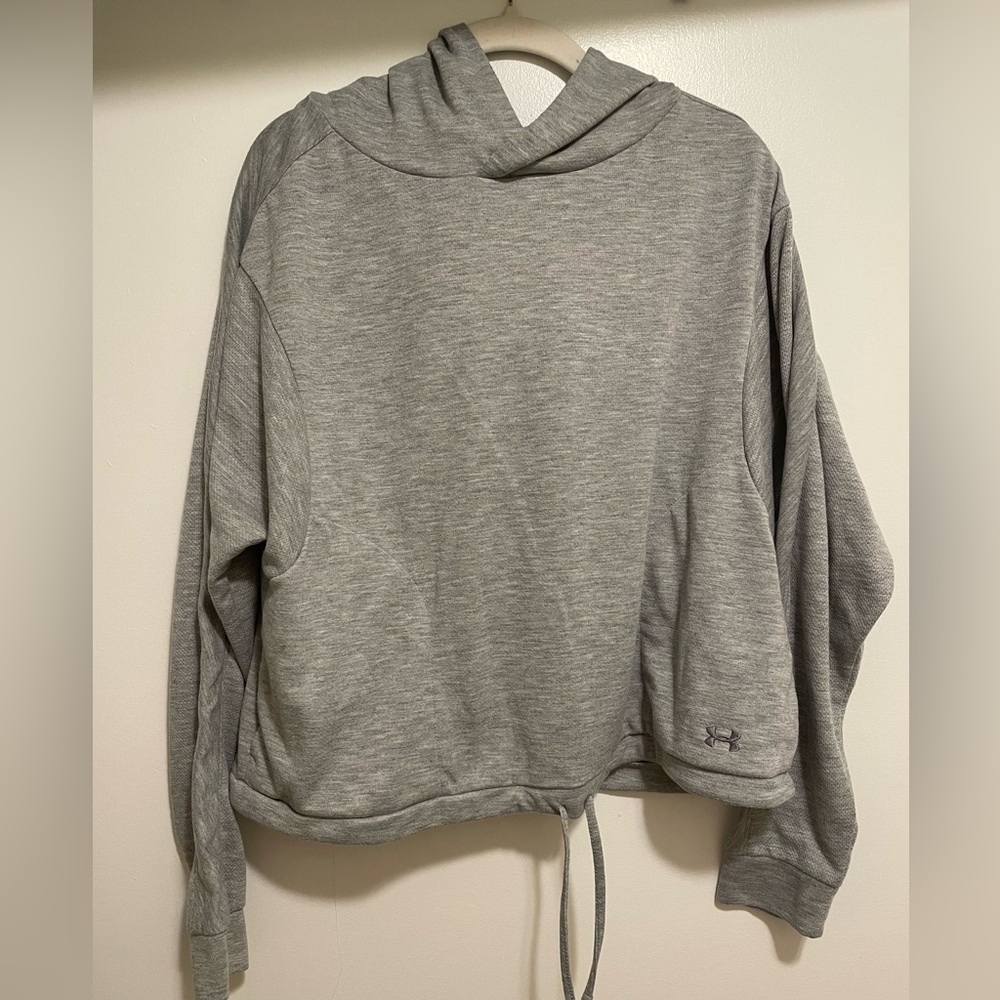 Women’s Under Armor Sweatshirt